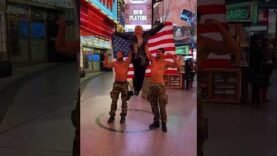 free-led-light-show-on-fremont-street-vegas-nightlife.jpg