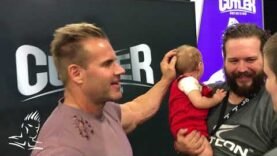 jay-at-fitcon-with-fans-part-2-of-2.jpg